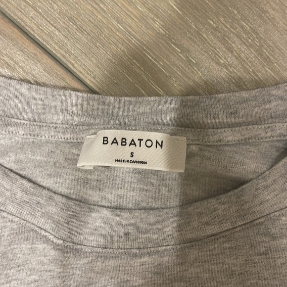 Aritzia muscle tank grey with shoulder pads - Picture 2 of 4